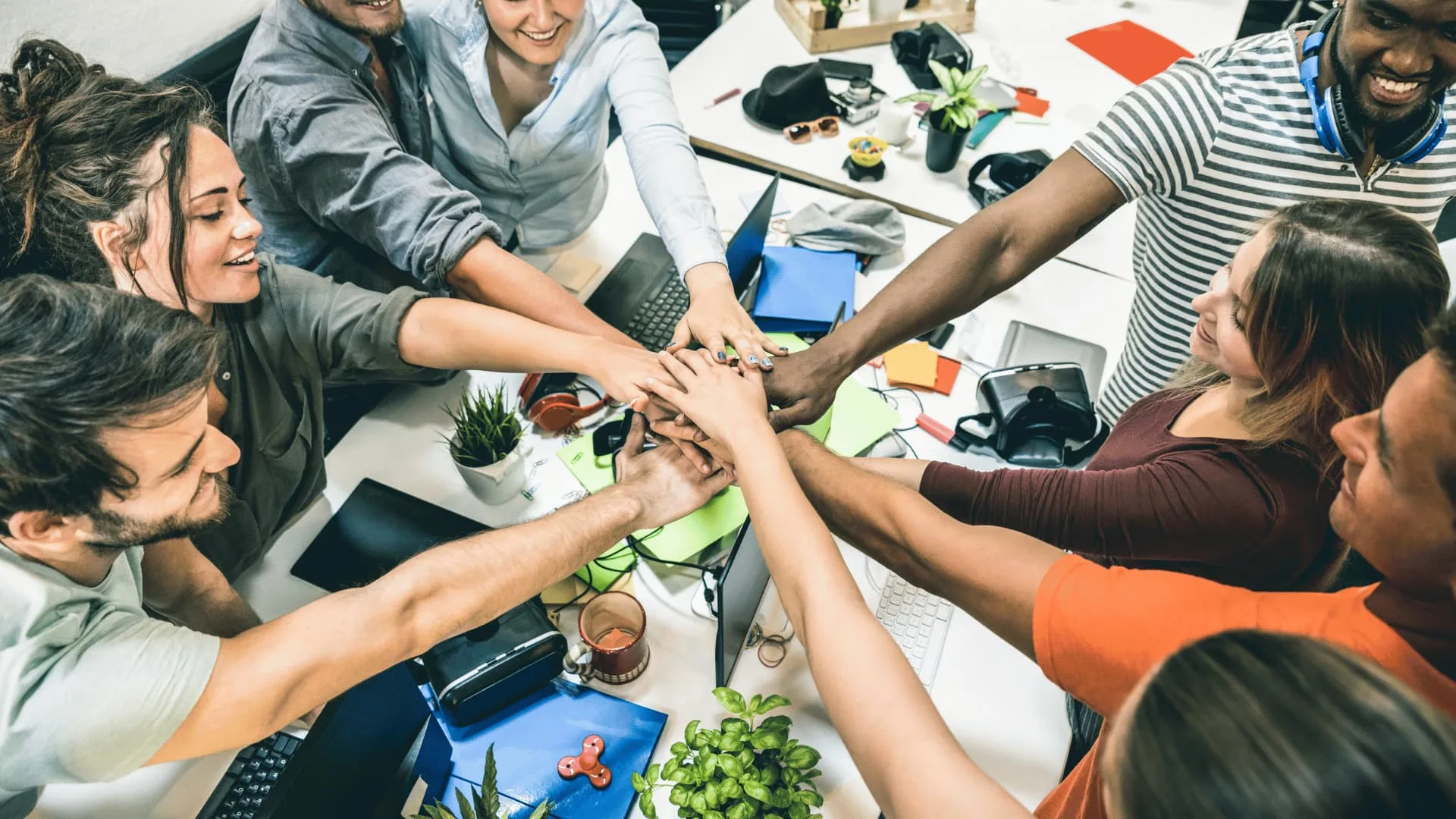 Plaza Dili ve Edebiyatı: Kurumsal Duygusuzluk ve Toplumsal Etkileri